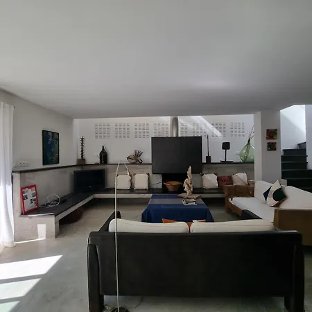 Holiday home Maison D'architecte Au Calme, 9 Pers, Proche Plage, - Fr-1-775-27 Arzon